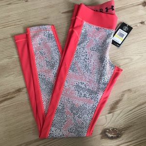 NWT UNDER ARMOUR WORKOUT PANTS